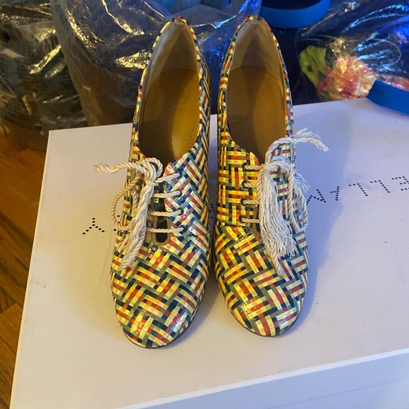 BRAND NEW‼️ Tory Burch Multicolor Basket Weave Lace-Up Block Heels! - Picture 1 of 5